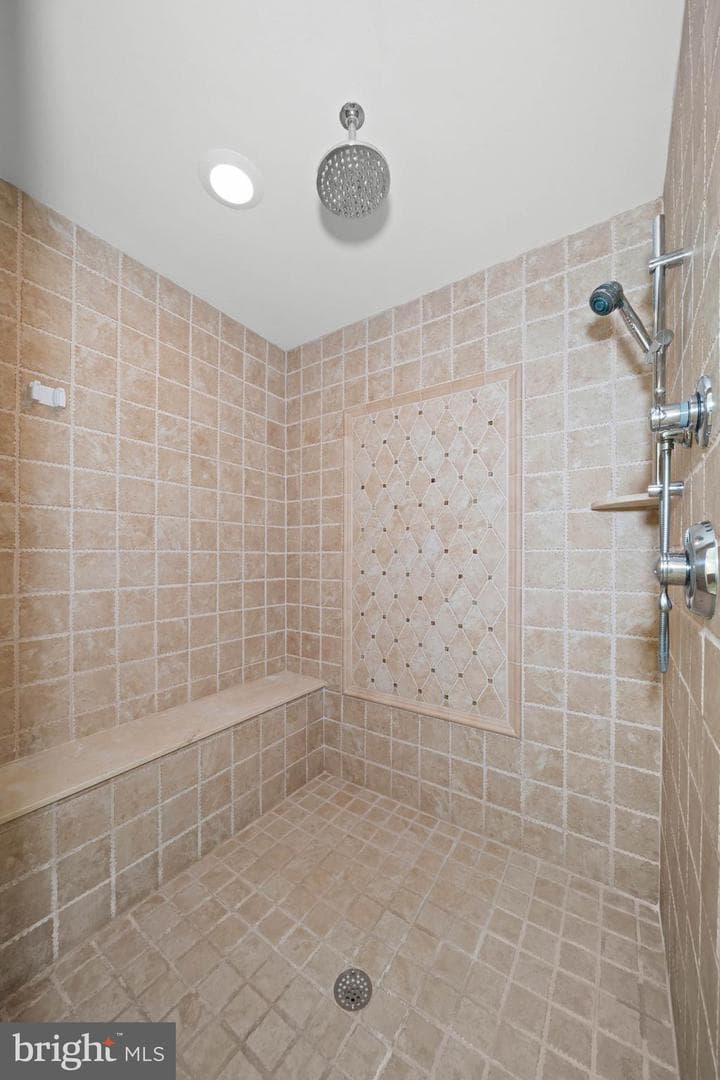 1165 Hedgerow Drive photo 33