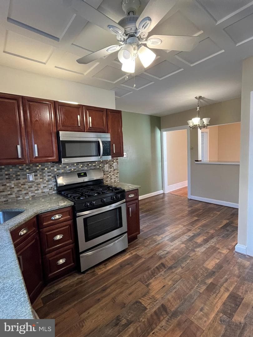 654 Arbor Road photo 18
