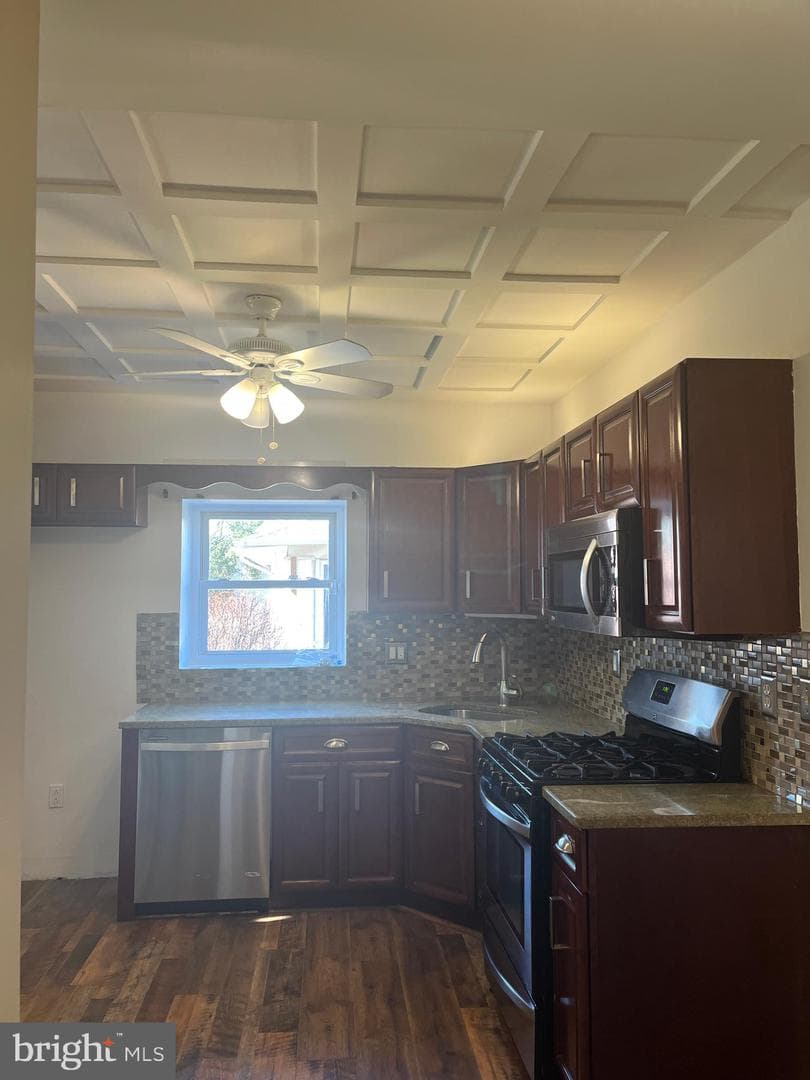654 Arbor Road photo 19