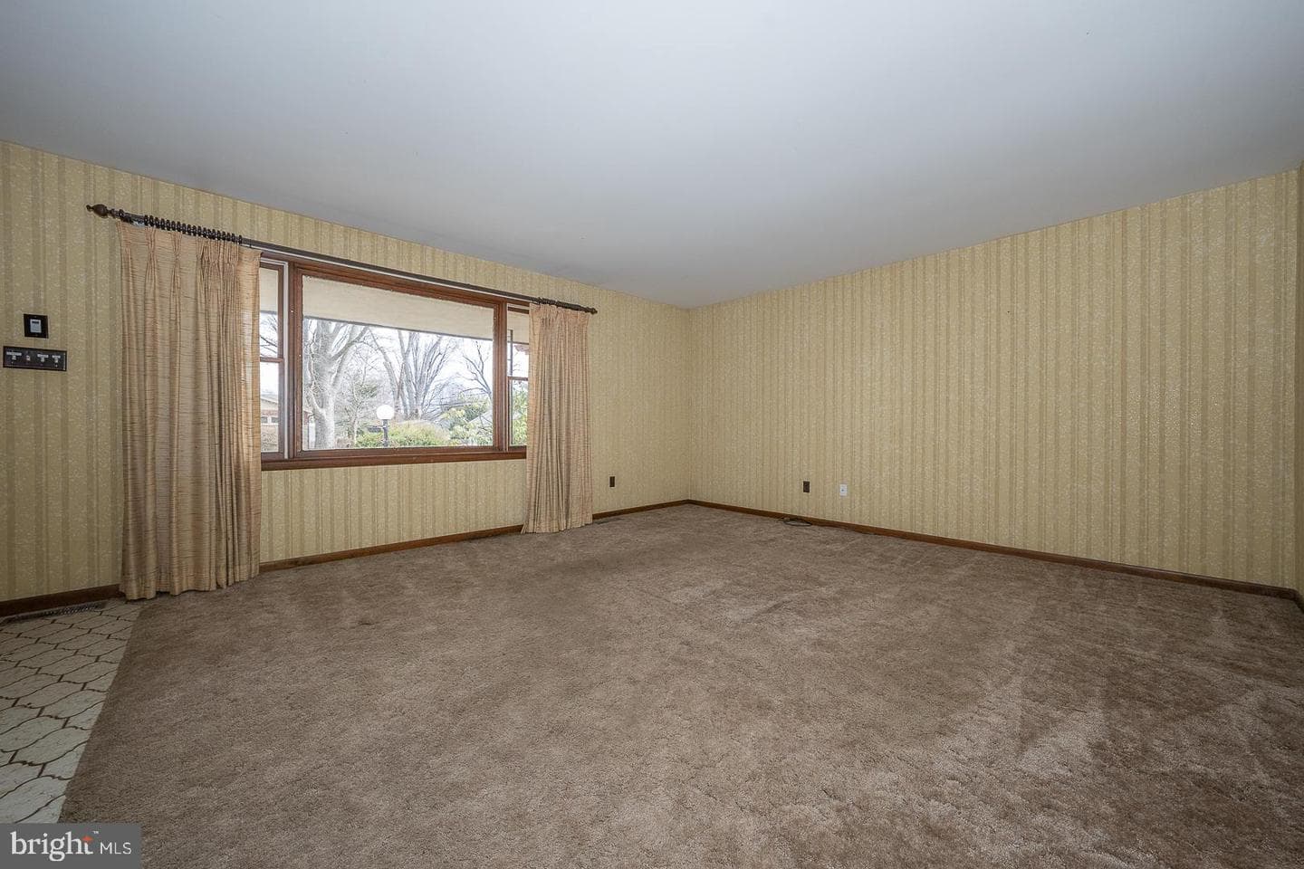 819 Rose Avenue photo 6