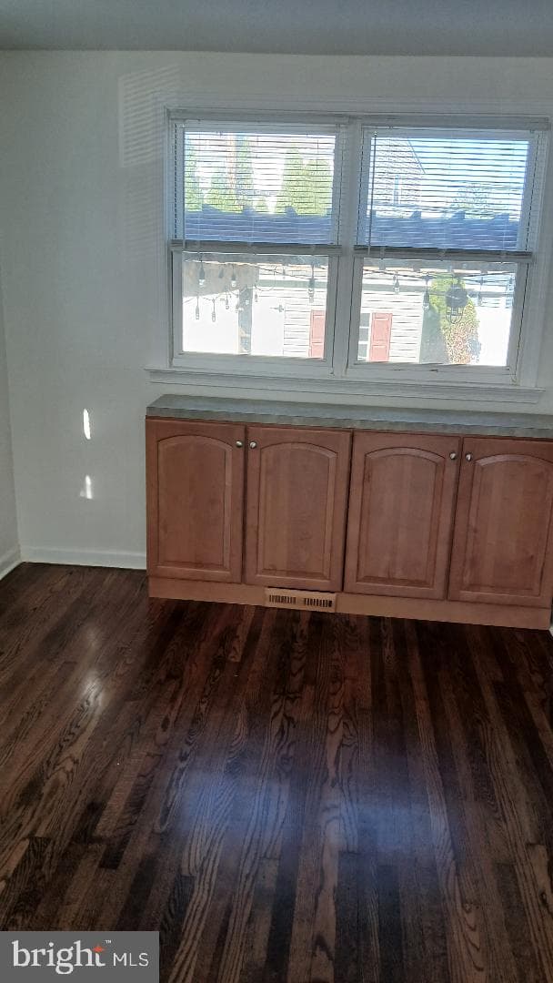 960 Dale Road photo 12
