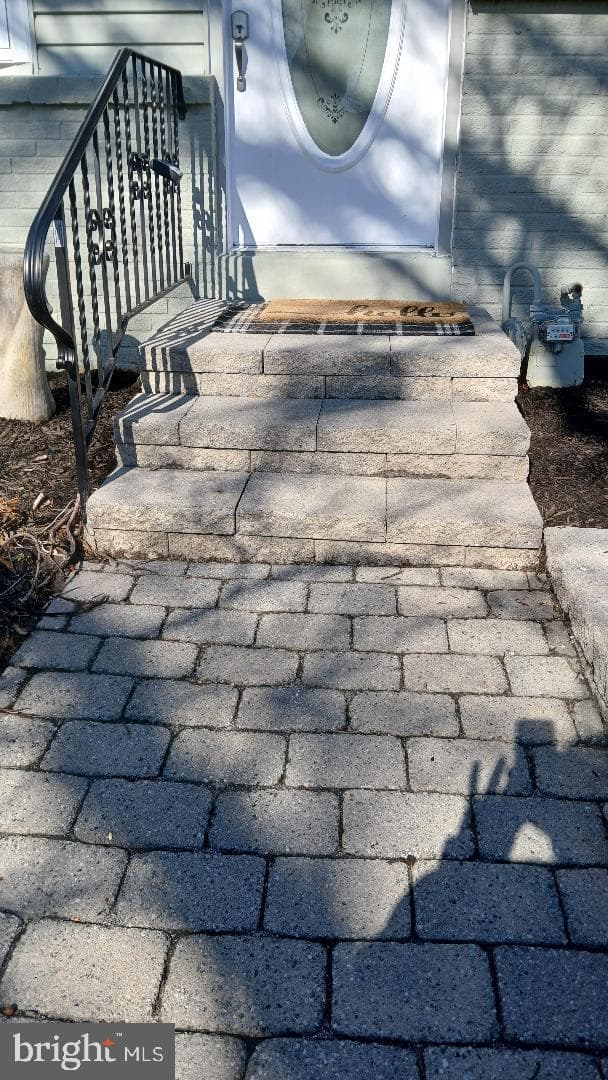 960 Dale Road photo 3
