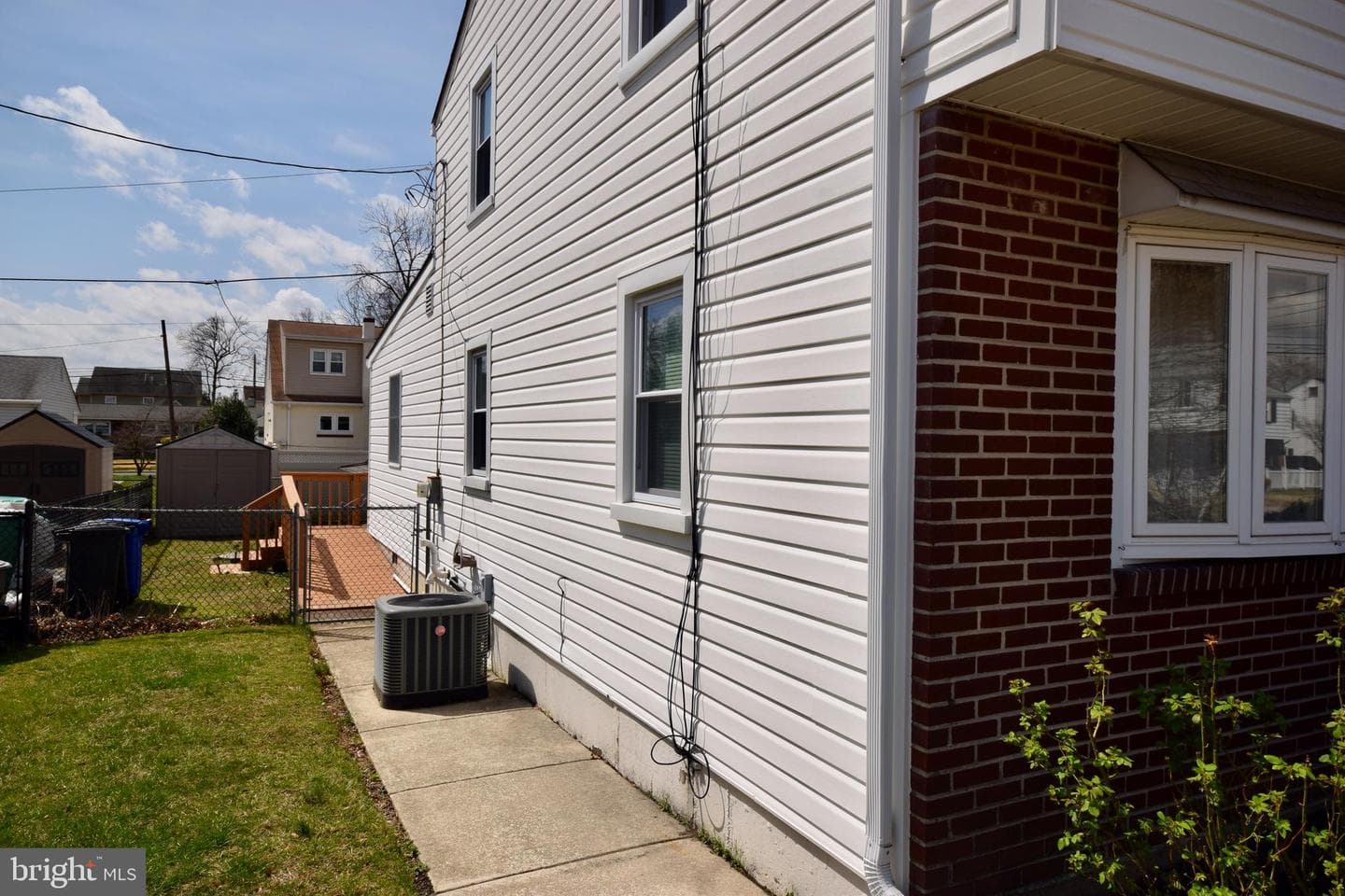 517 Ridley Avenue photo 26