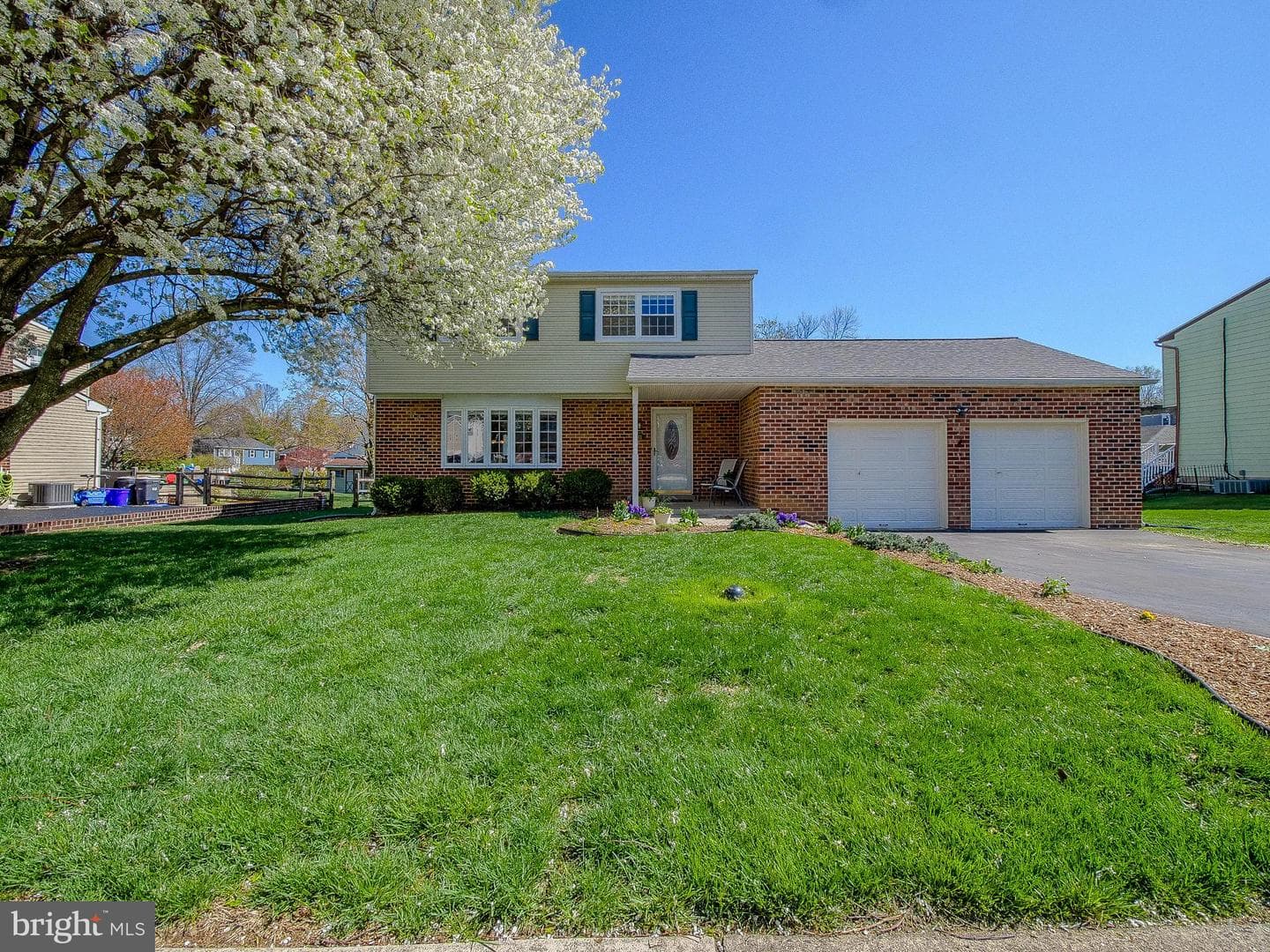 41 Connie Lane photo 1