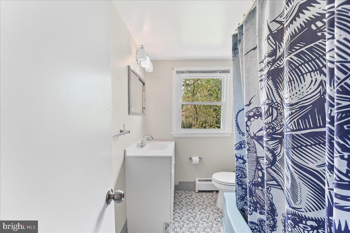 703 Blue Hill Road photo 16