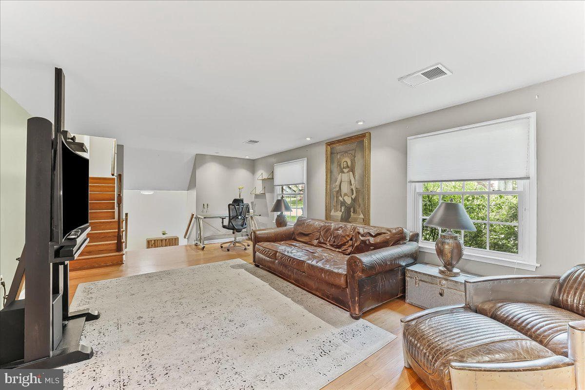 703 Blue Hill Road photo 31