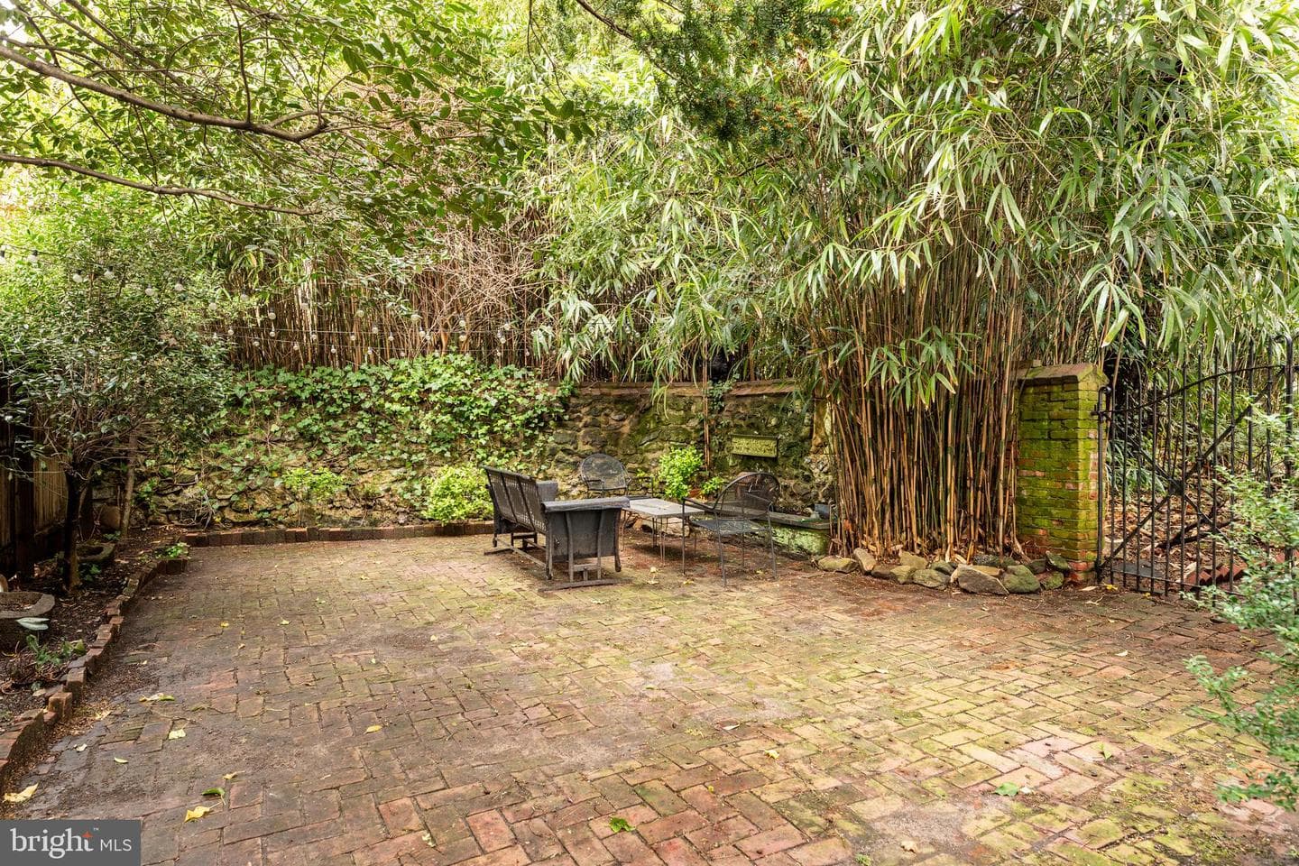 1 E Brookhaven Road photo 45