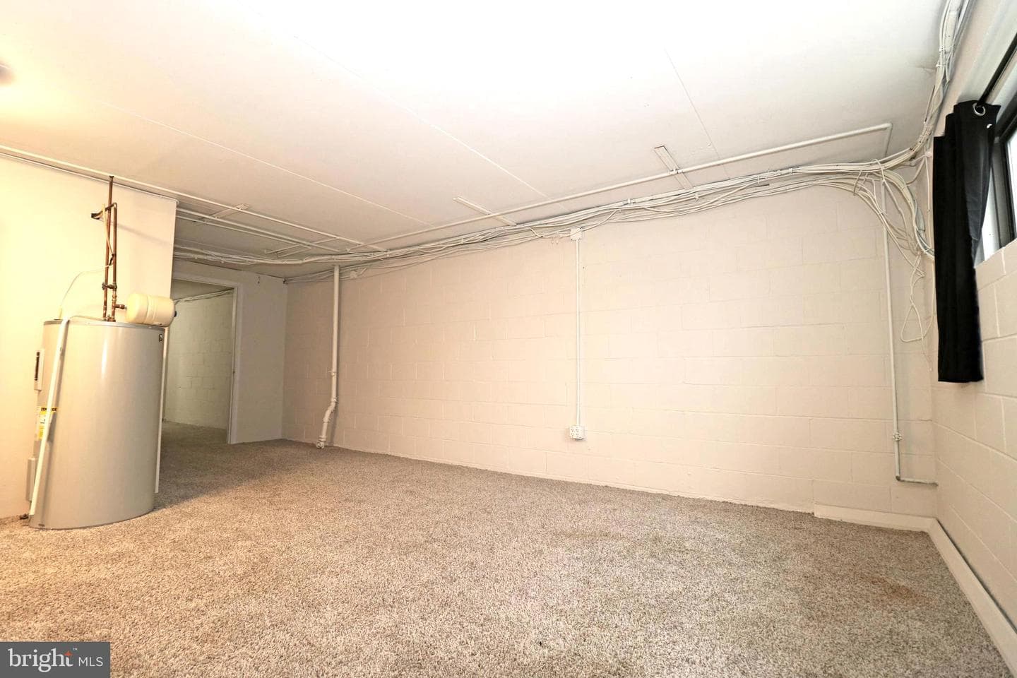 710 Putnam Boulevard photo 24