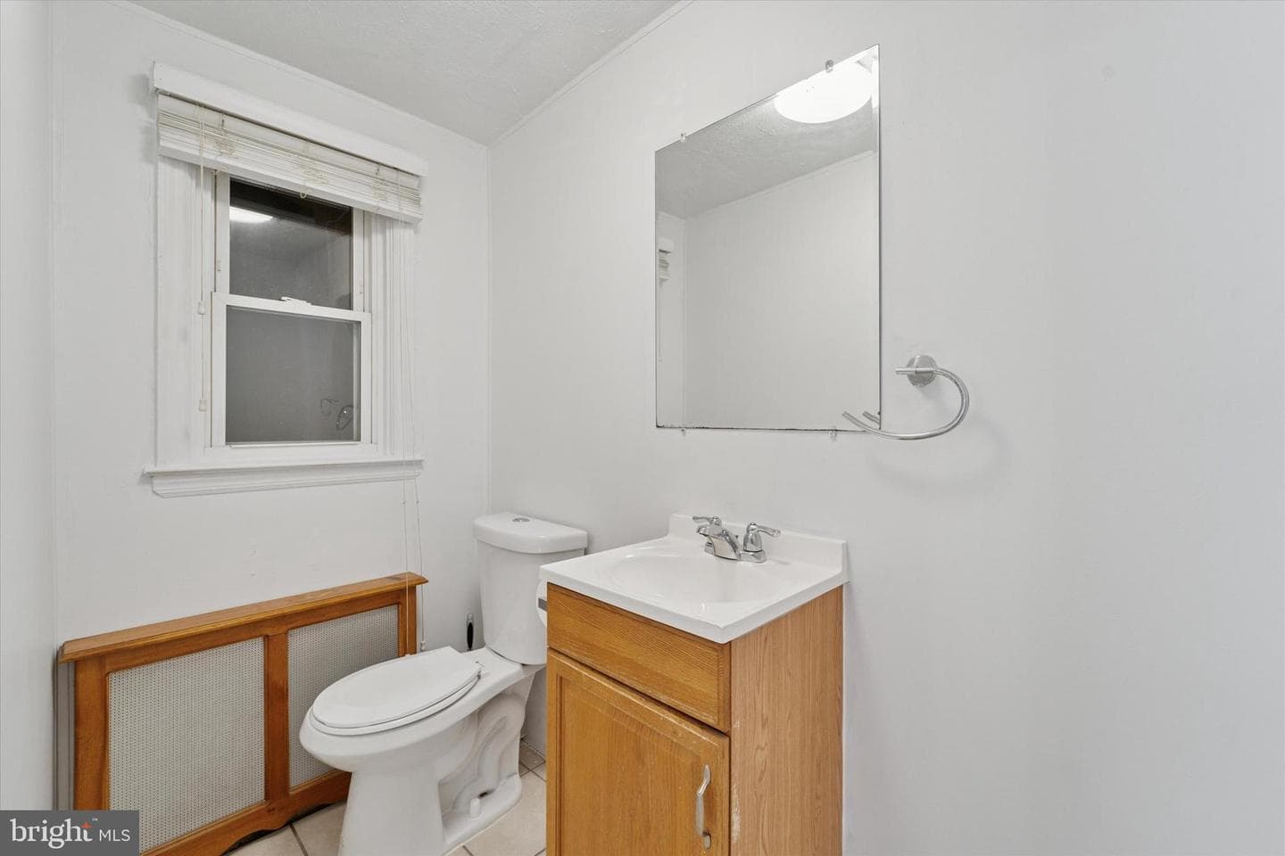 519 E Broadway Avenue photo 11