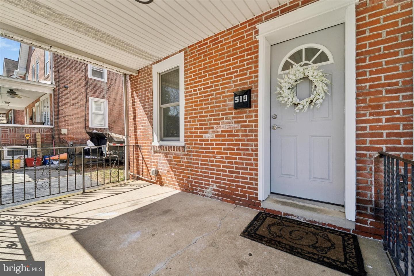 519 E Broadway Avenue photo 2