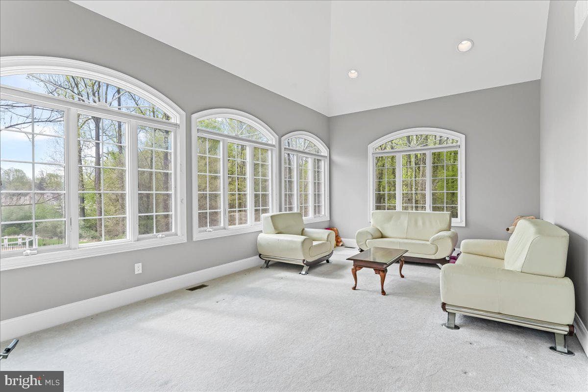 15 Evergreen Place photo 15
