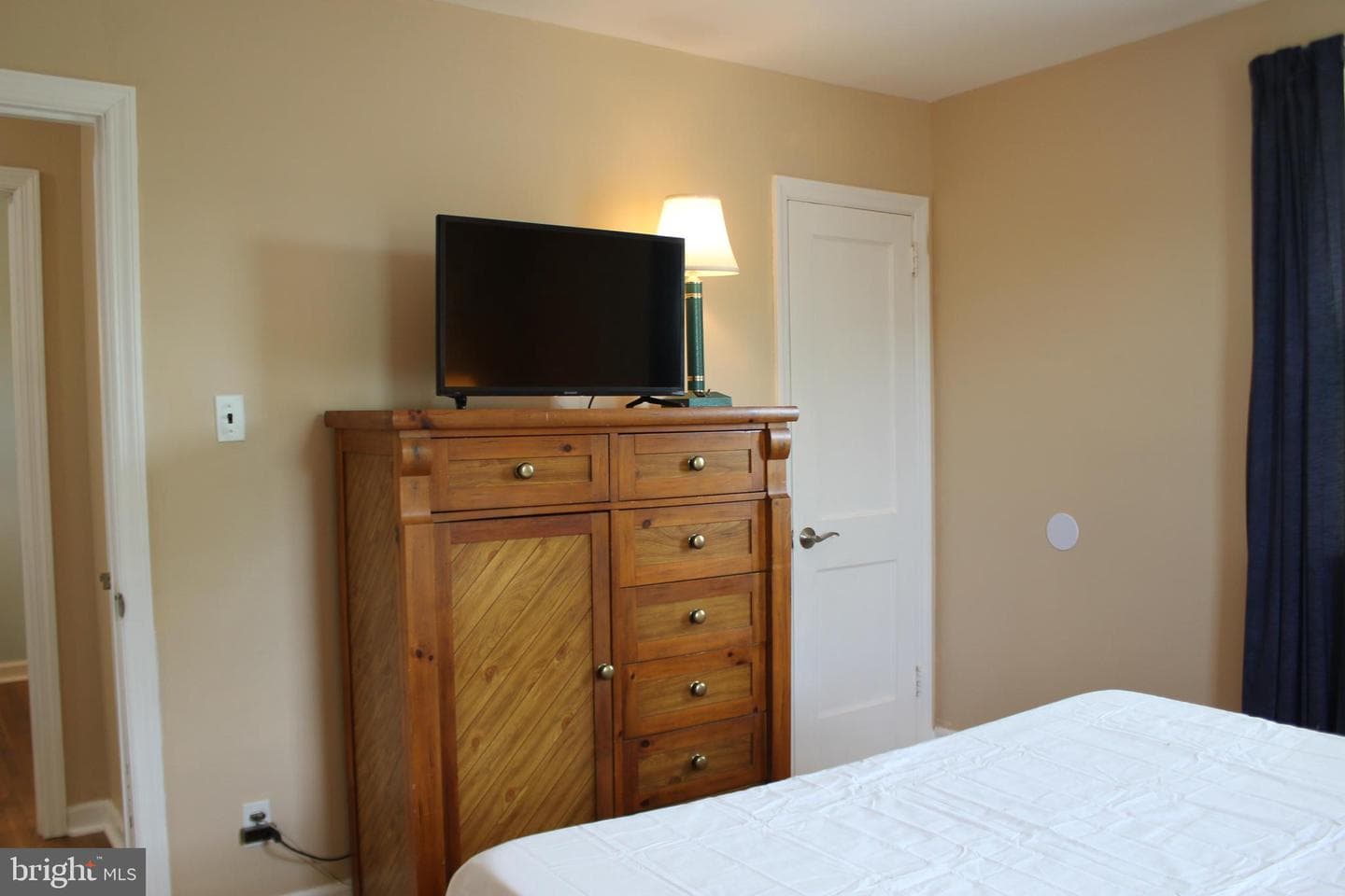 1352 Valley Road photo 15