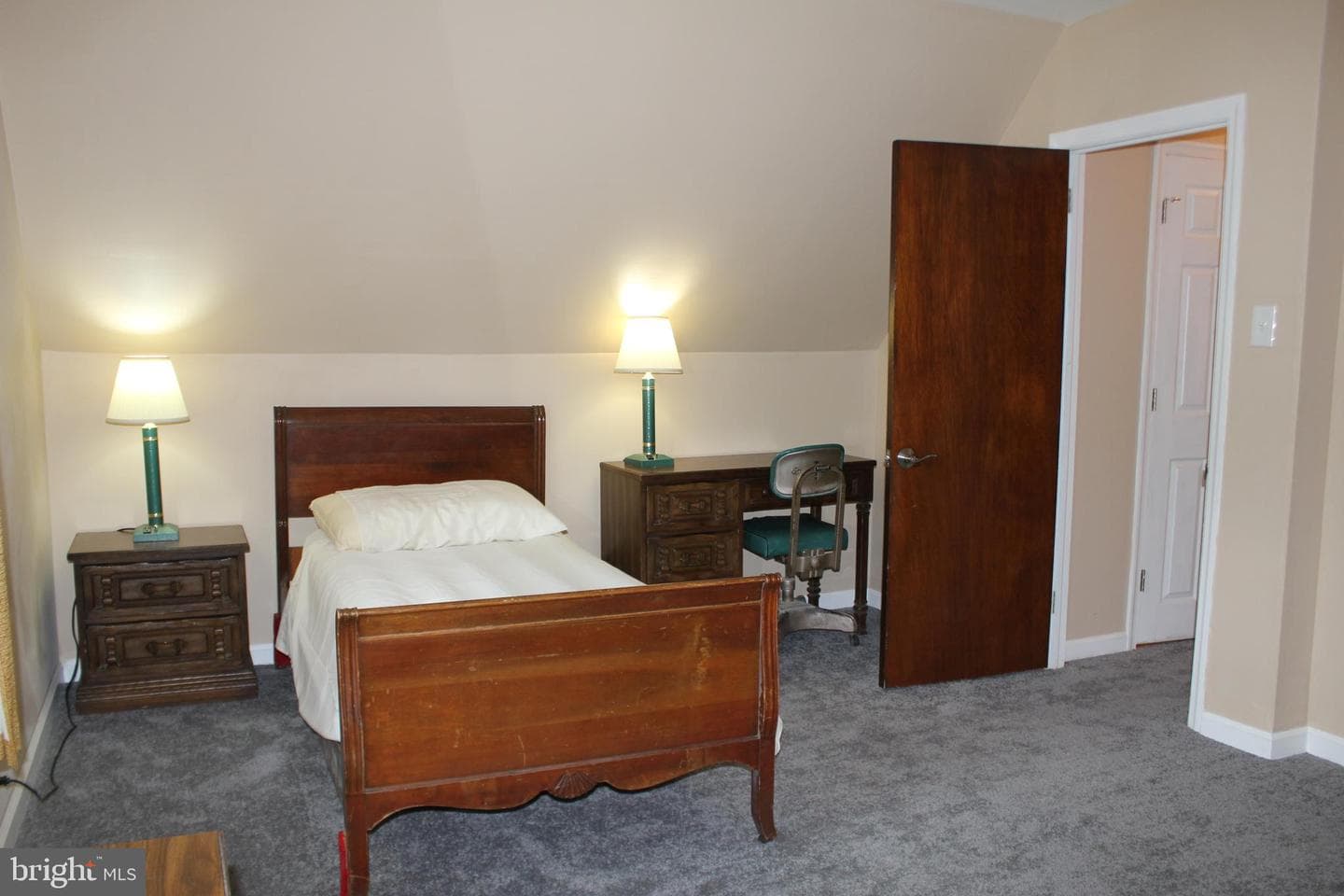 1352 Valley Road photo 24