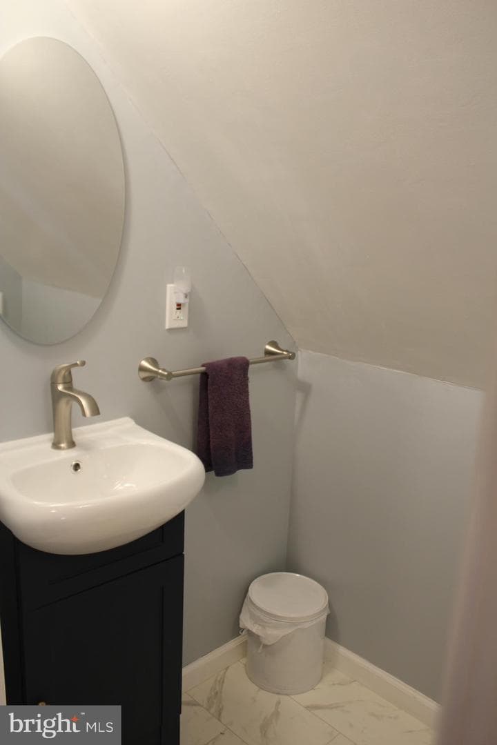 1352 Valley Road photo 26