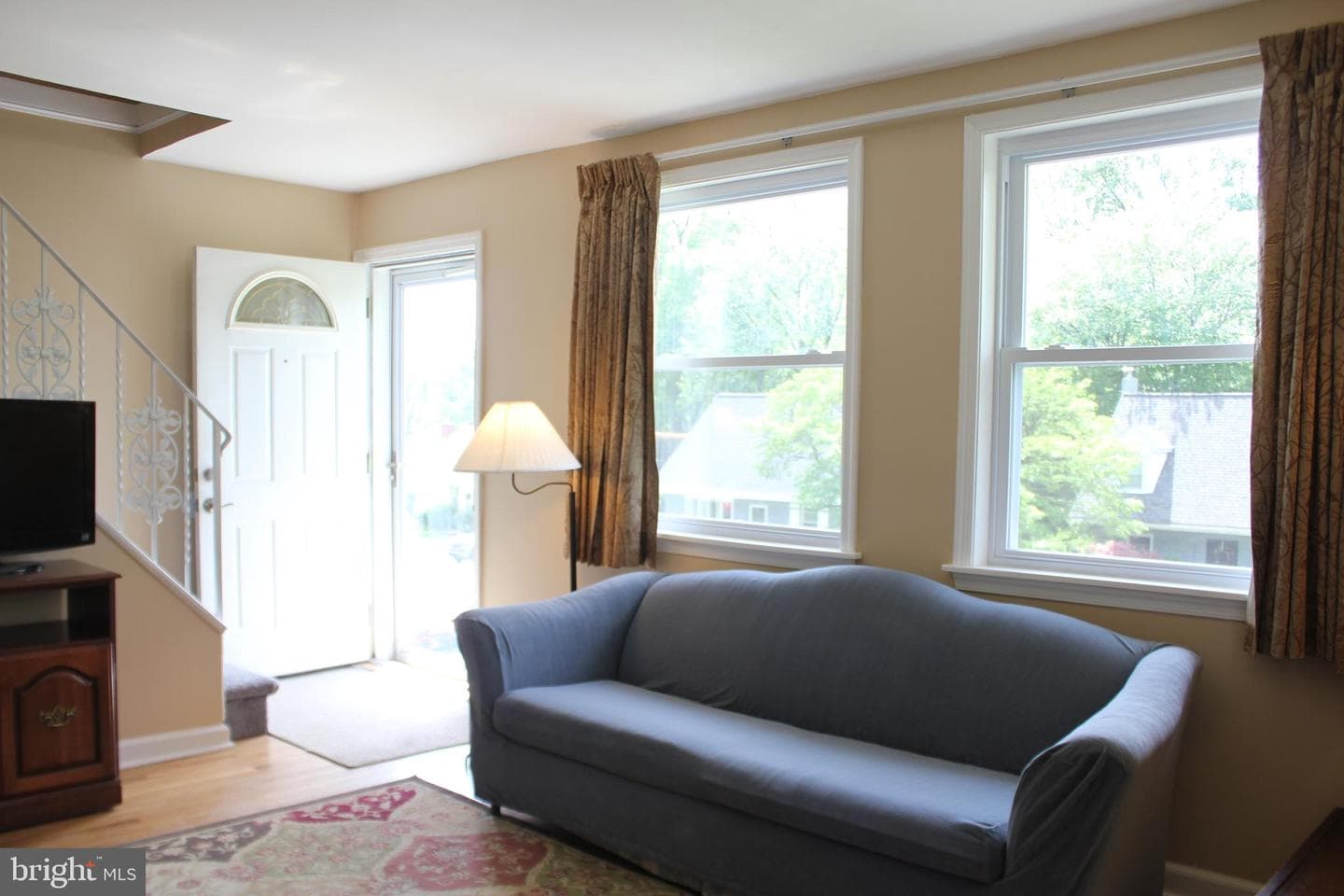 1352 Valley Road photo 4