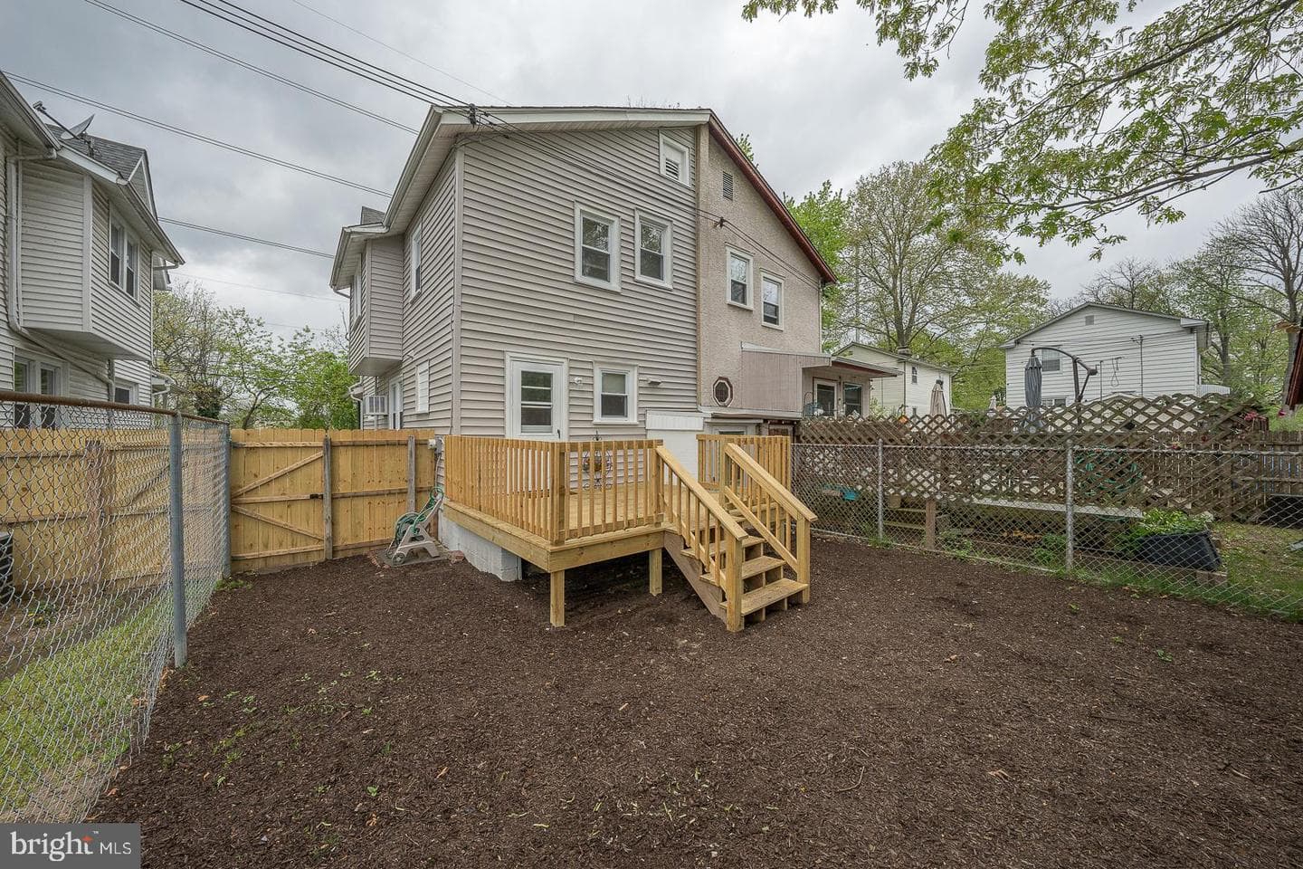 404 Brebant Avenue photo 35