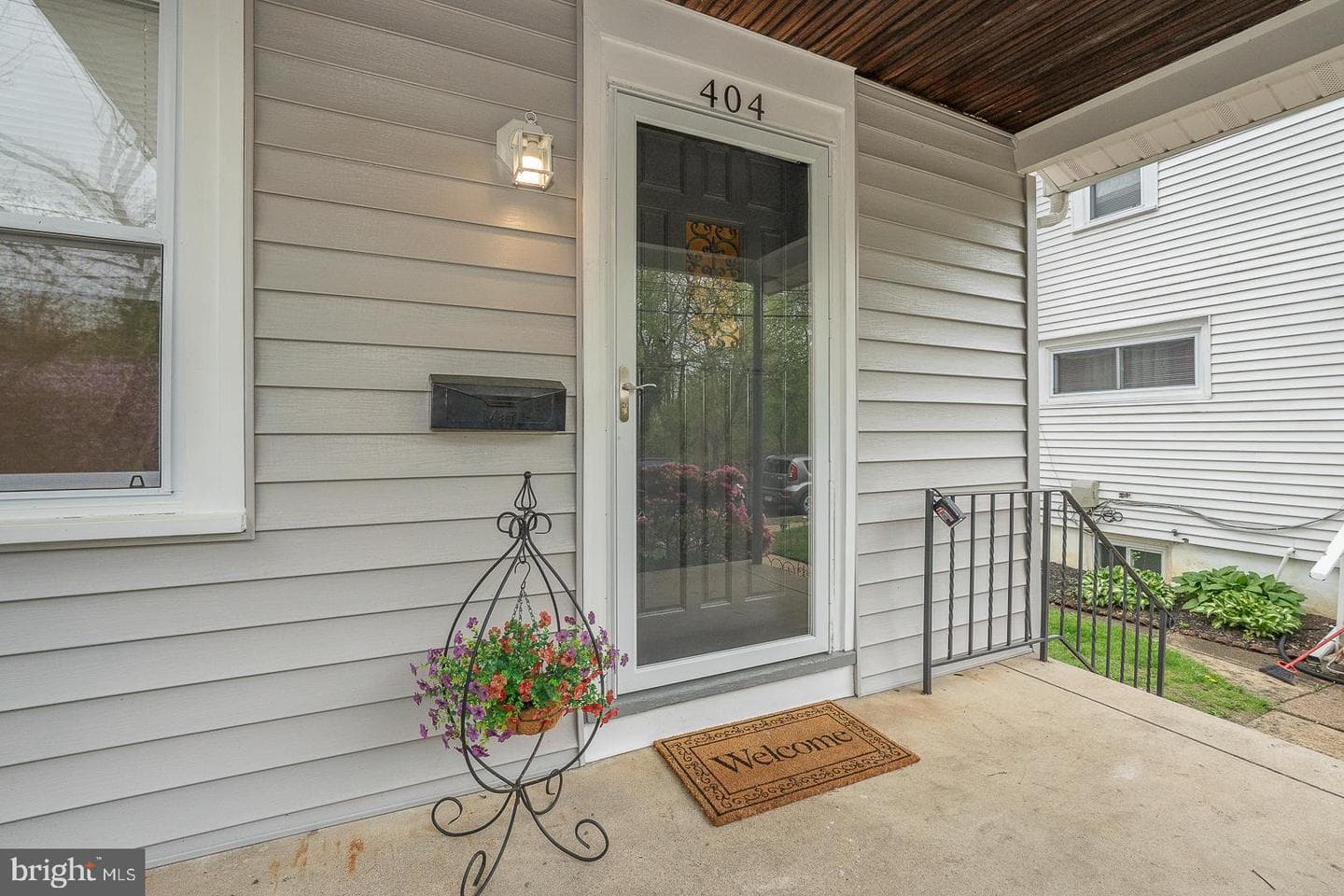 404 Brebant Avenue photo 4