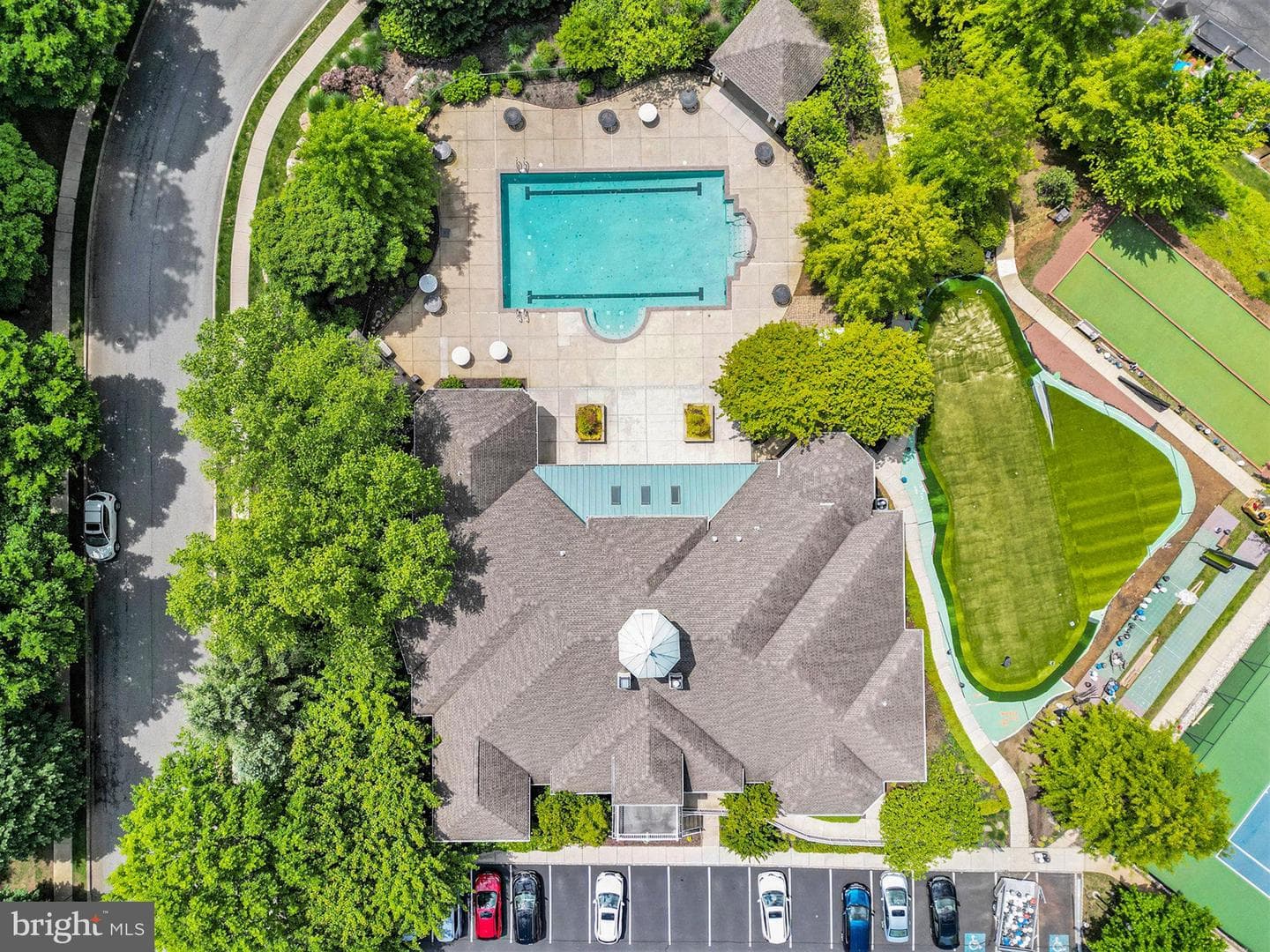 32 Dresner Circle photo 18