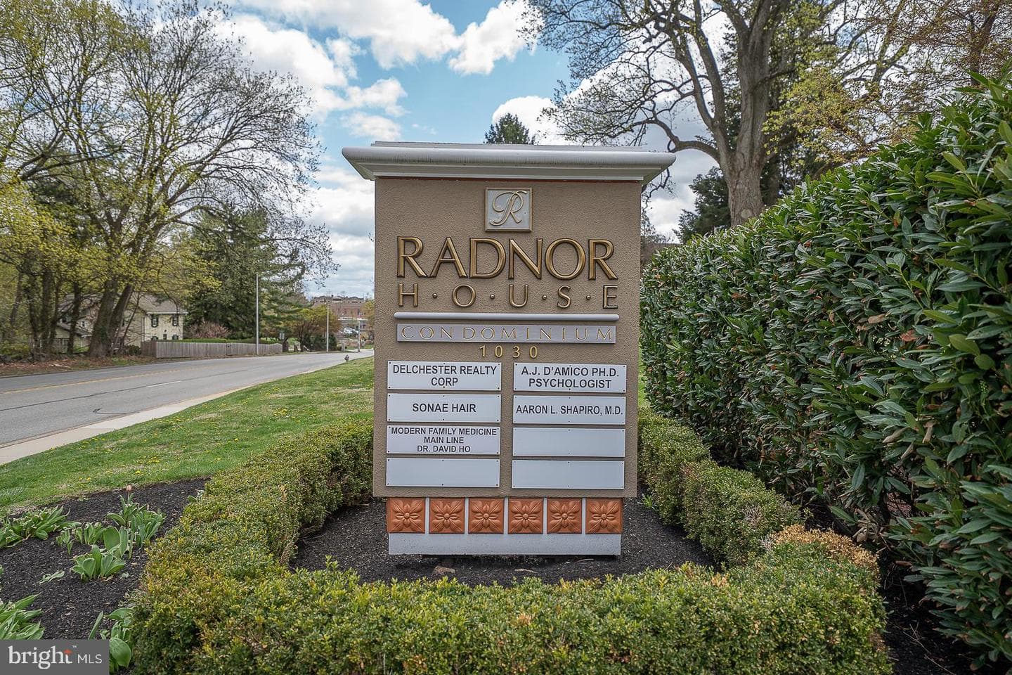 1030 E Lancaster Avenue #207 photo 2