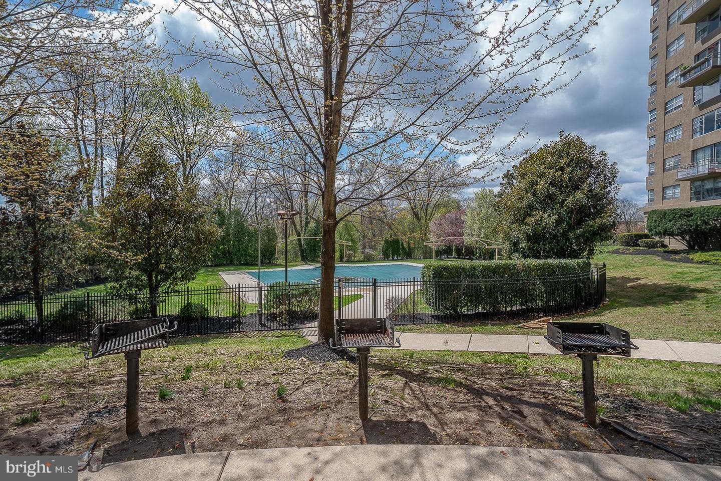 1030 E Lancaster Avenue #207 photo 35