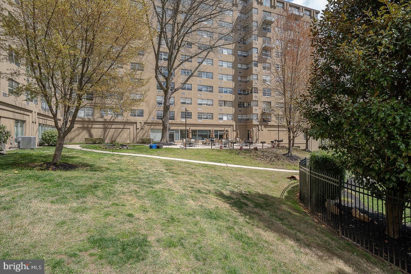 1030 E Lancaster Avenue #207 photo 38