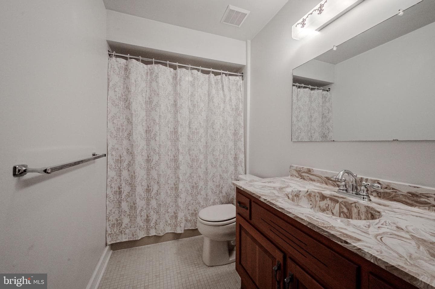 5 Hilloch Lane photo 60