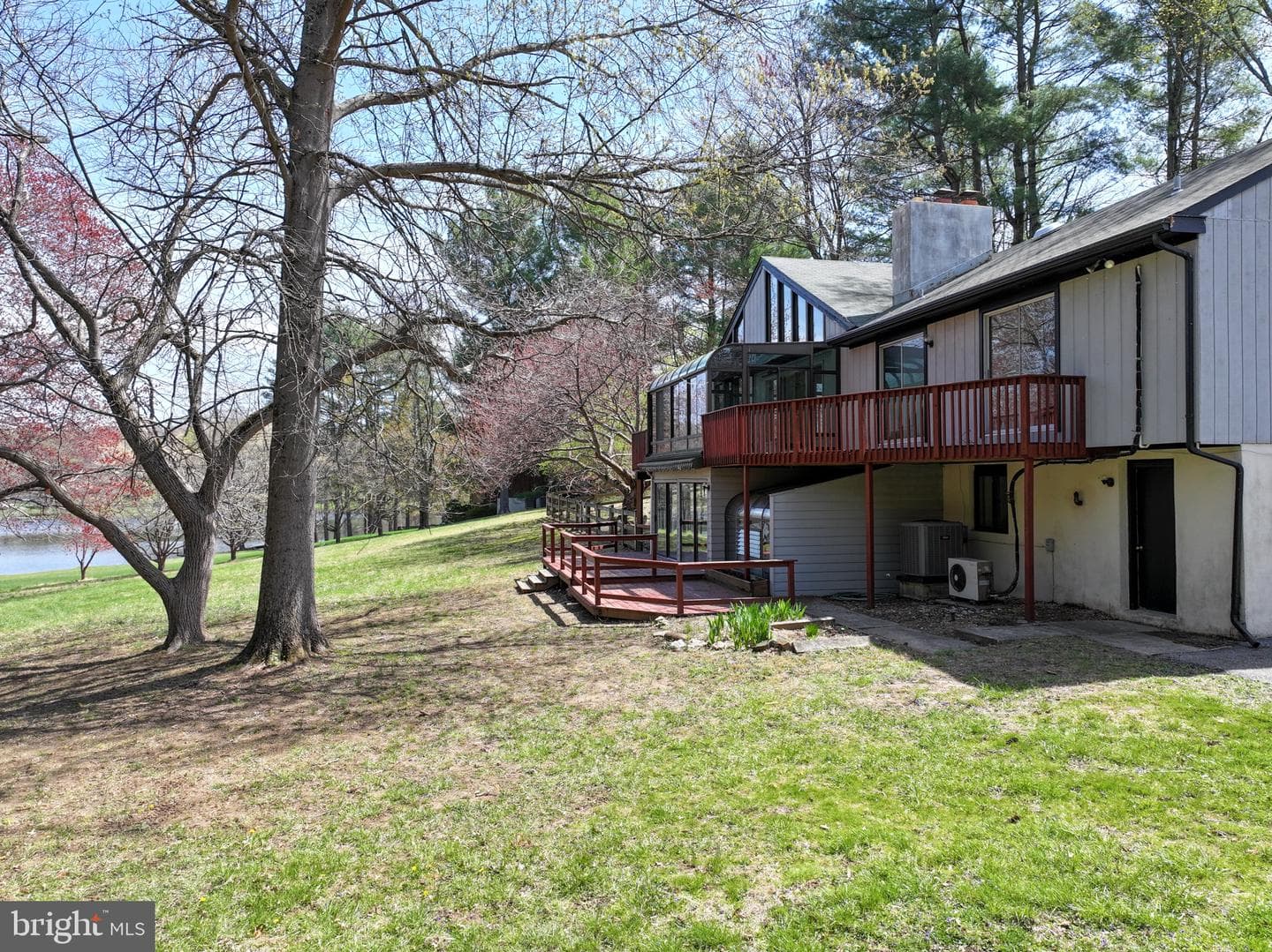 5 Hilloch Lane photo 88