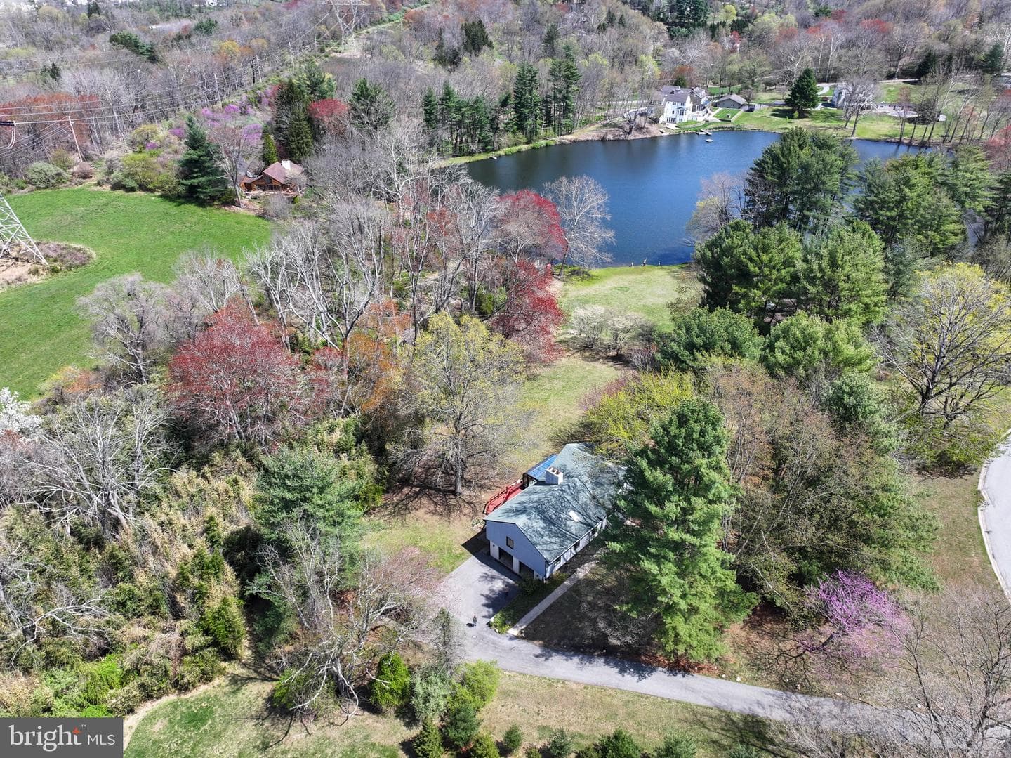 5 Hilloch Lane photo 96