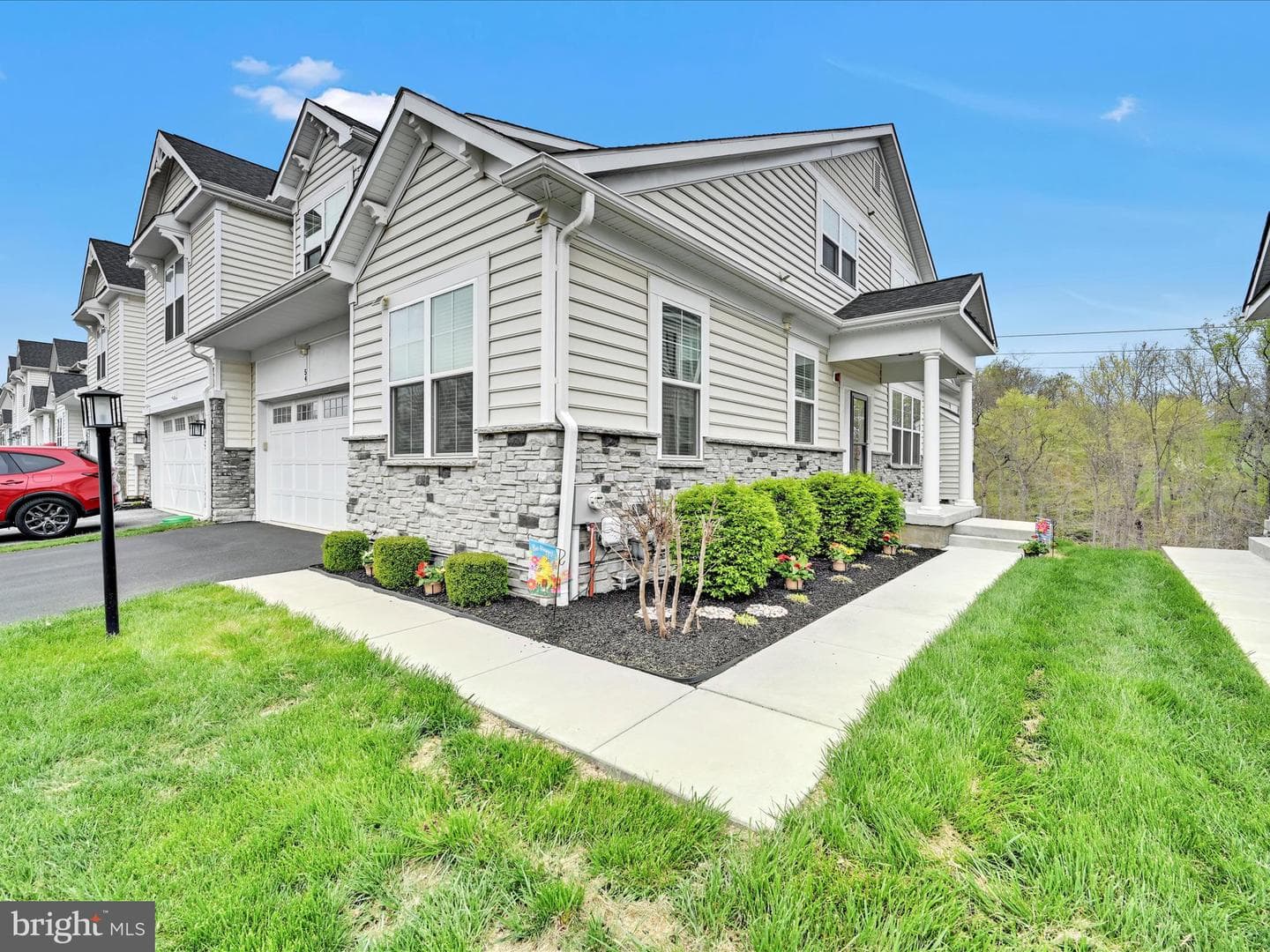54 Hunters Lane photo 3