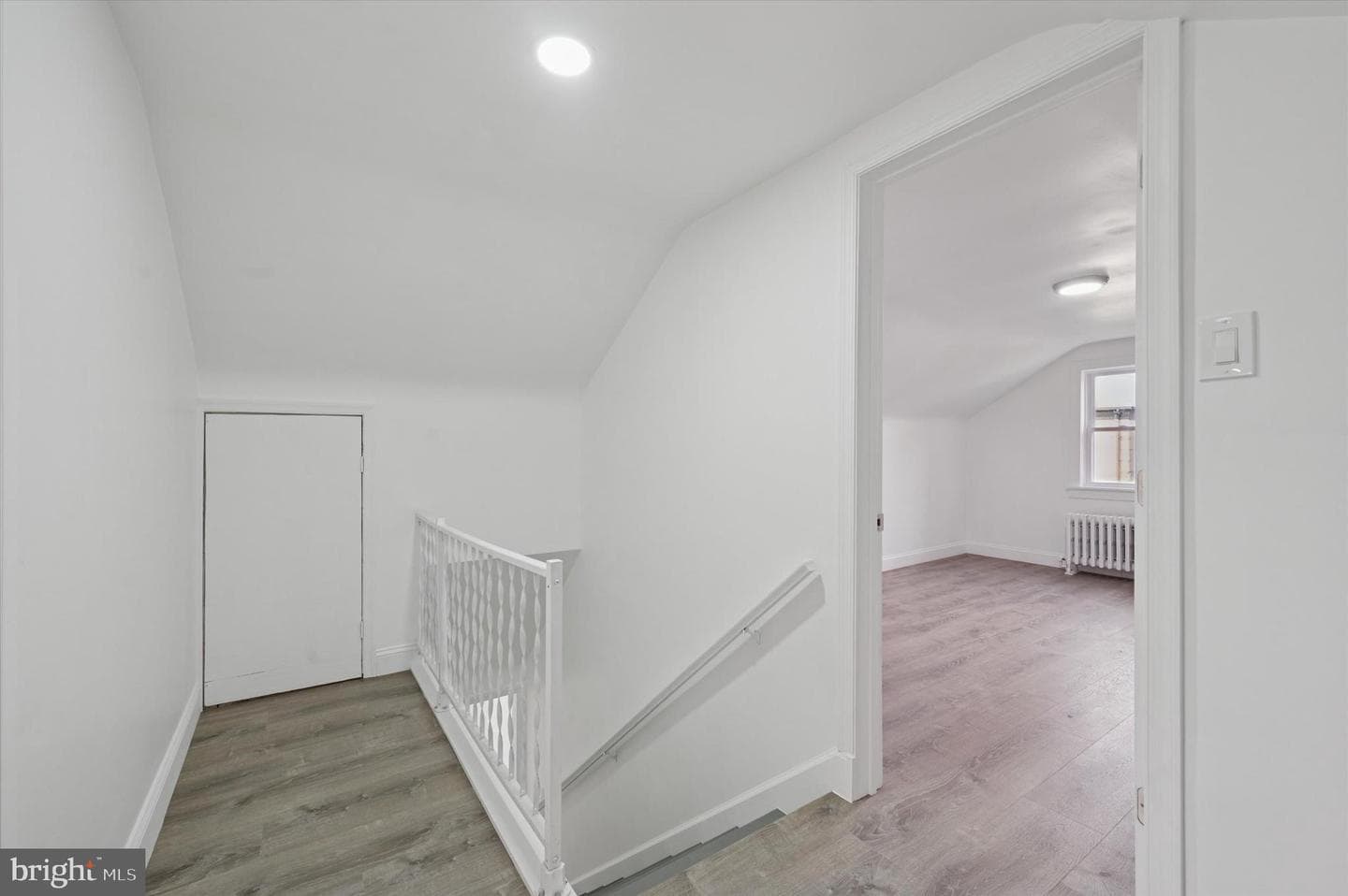 327 Seneca Street photo 20