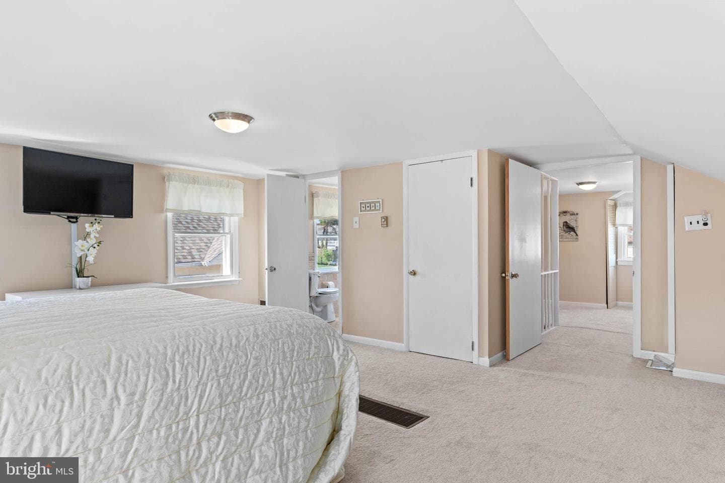 127 2nd Avenue photo 20