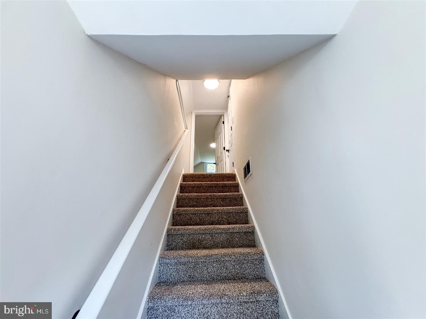 1815 Peach Street photo 22