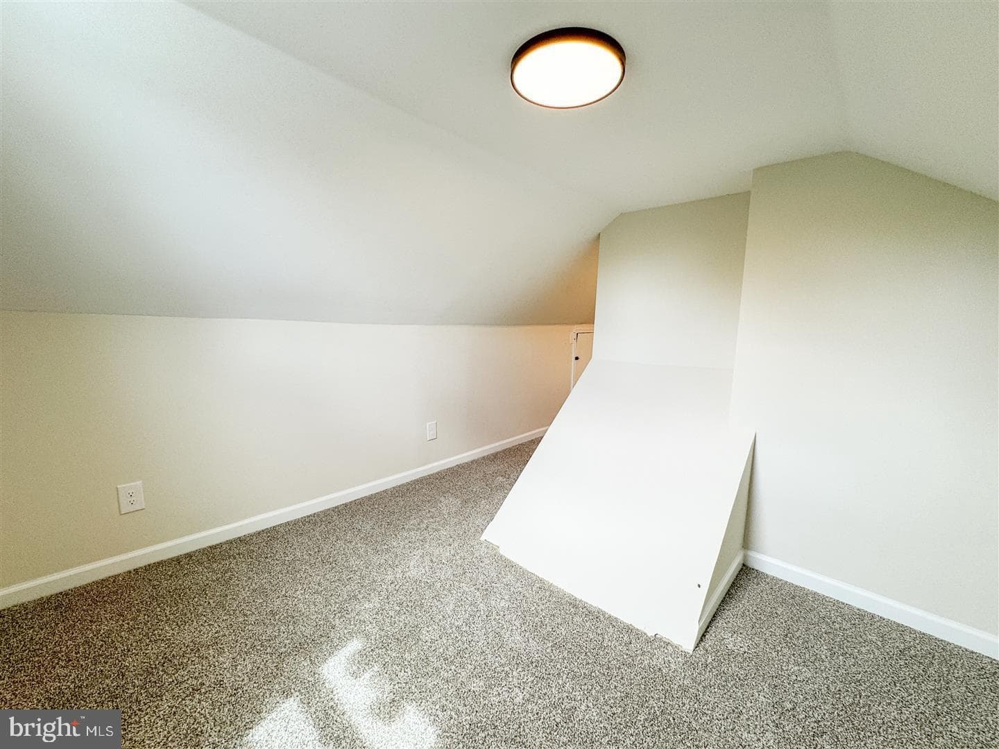 1815 Peach Street photo 27