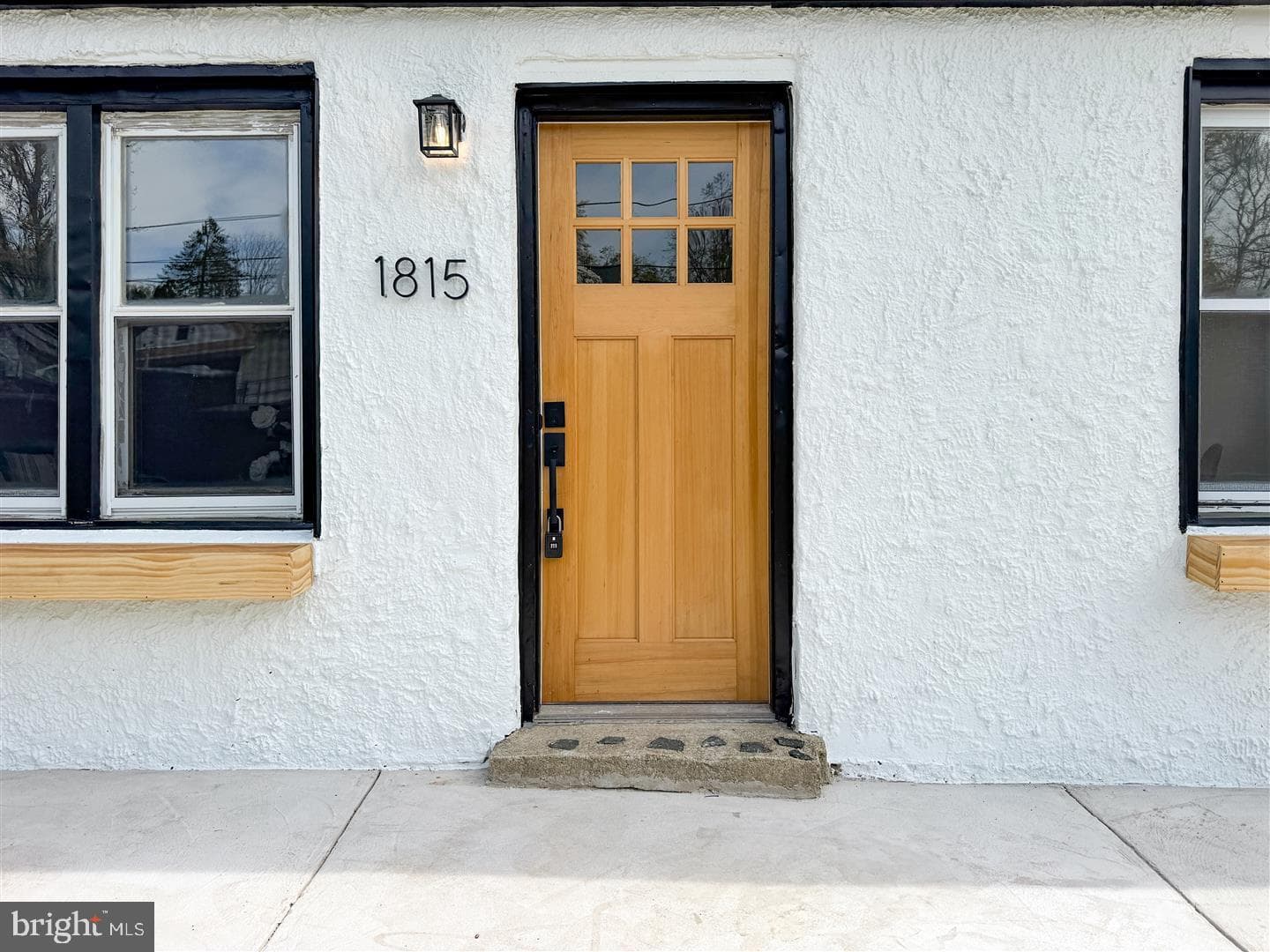 1815 Peach Street photo 7