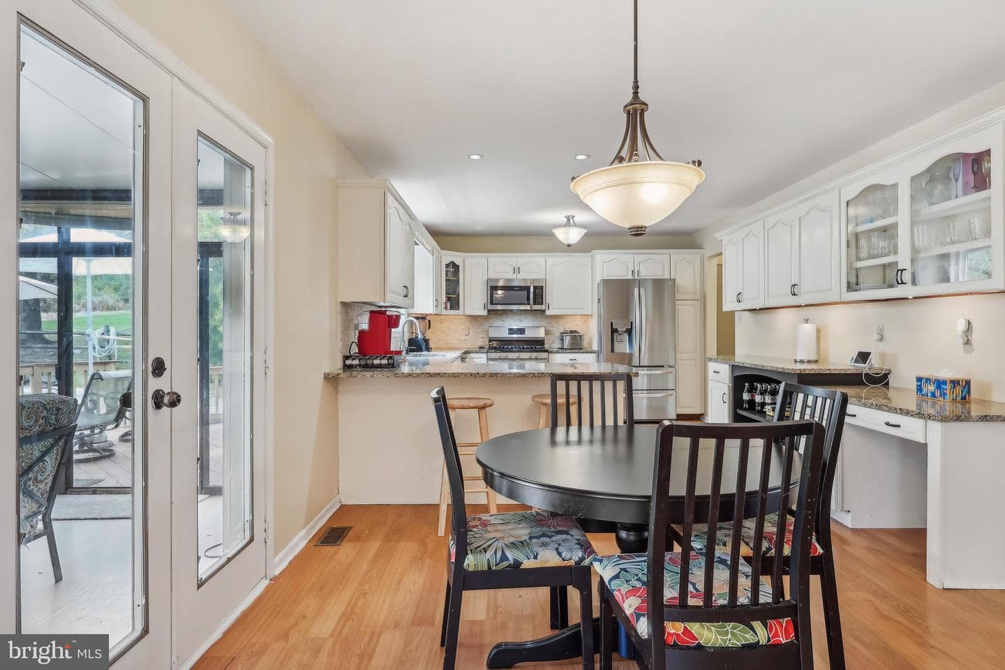 16 Springwater Lane photo 12