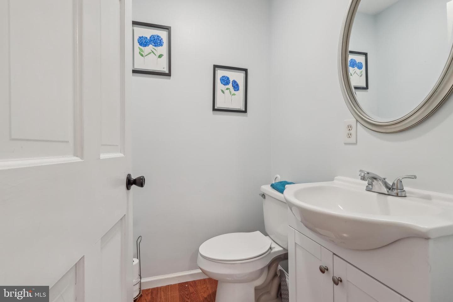 16 Springwater Lane photo 19