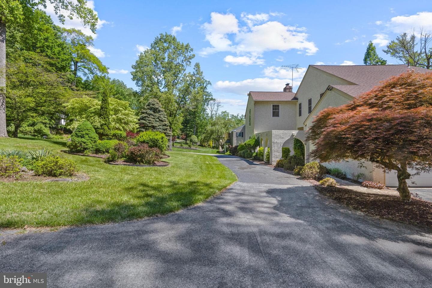 207 Hansell Road photo 2