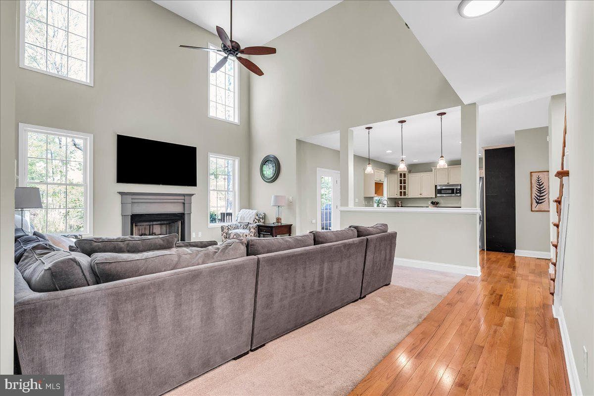 1539 Grand Oak Lane photo 9