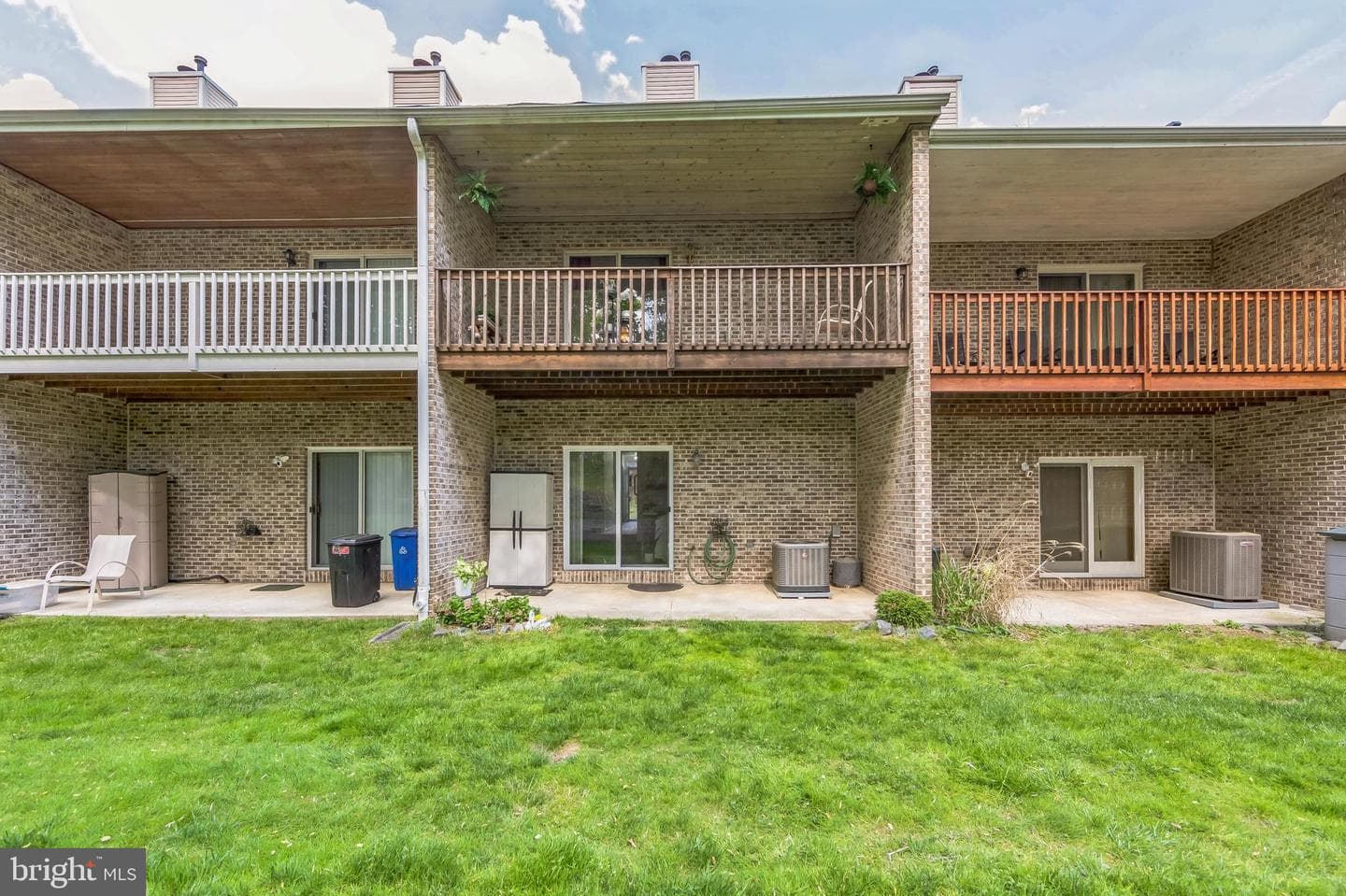 1244 Country Club Drive photo 33