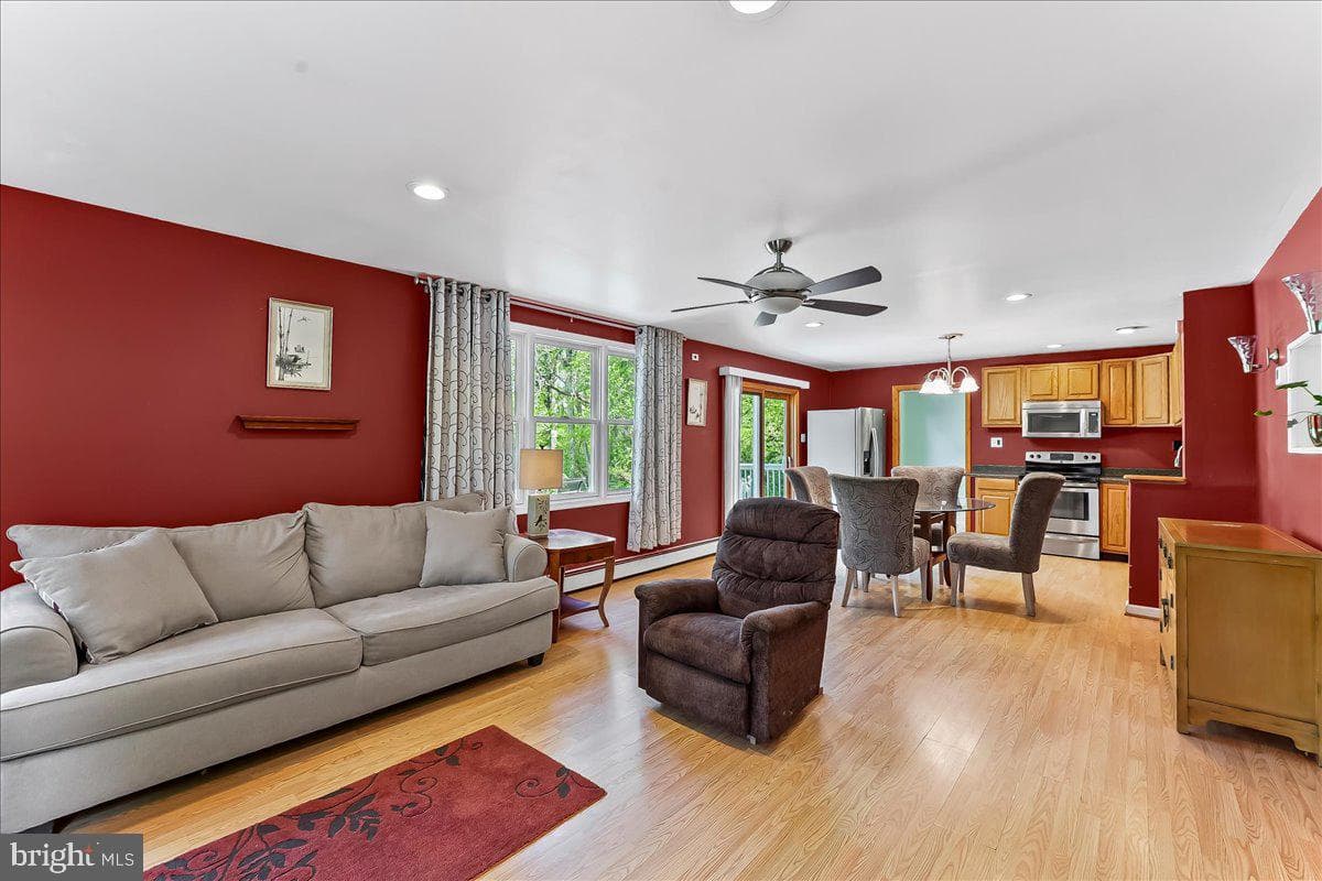 37 Bolling Circle photo 18