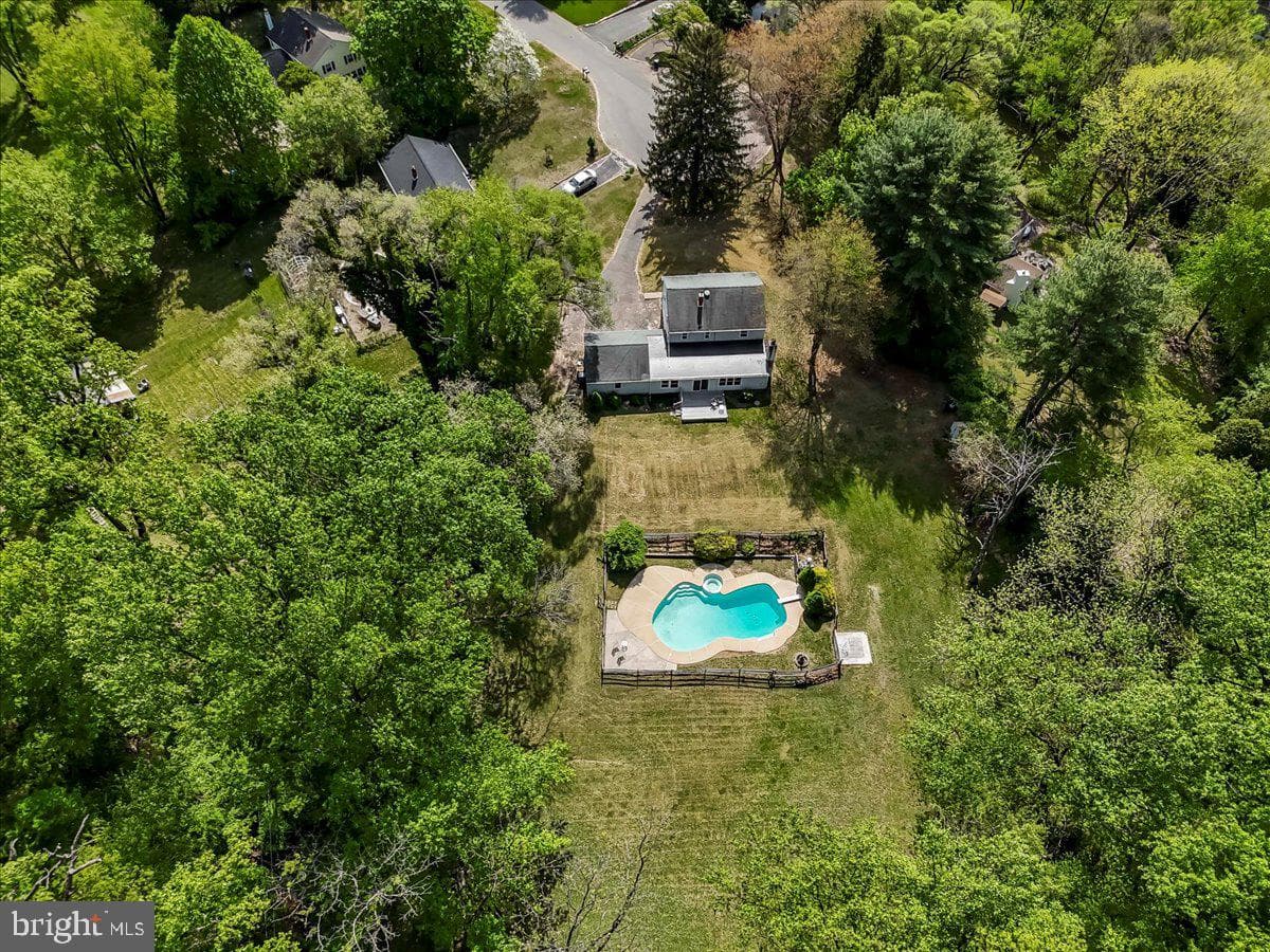 37 Bolling Circle photo 36
