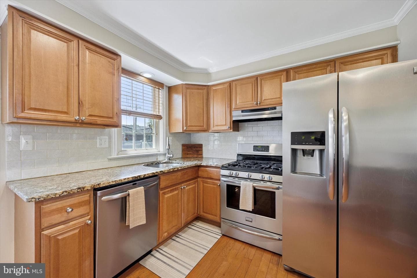 256 Ridgewood Road photo 10