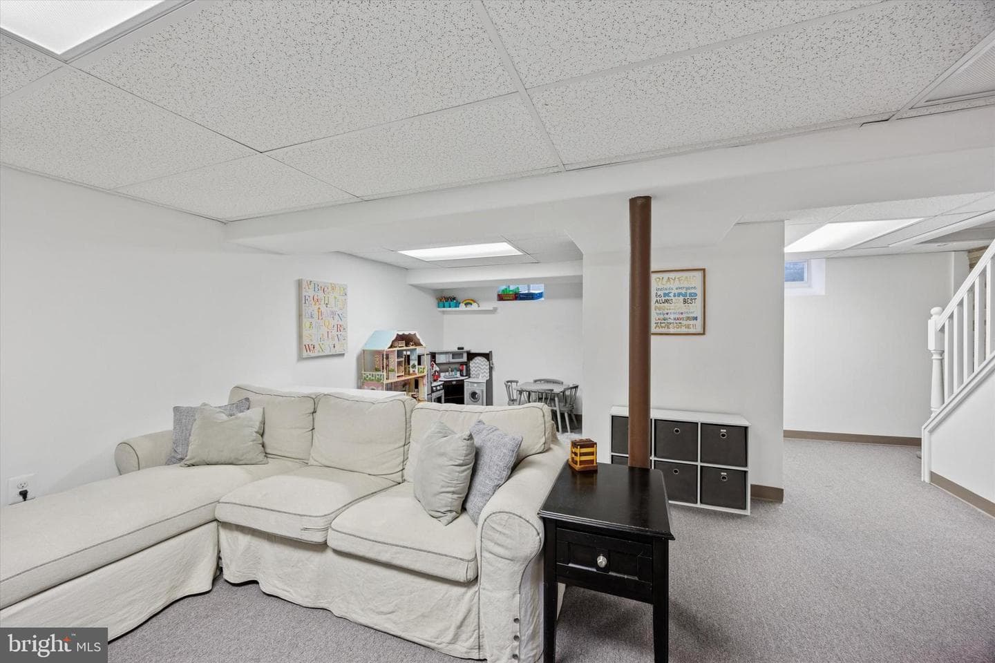 256 Ridgewood Road photo 16