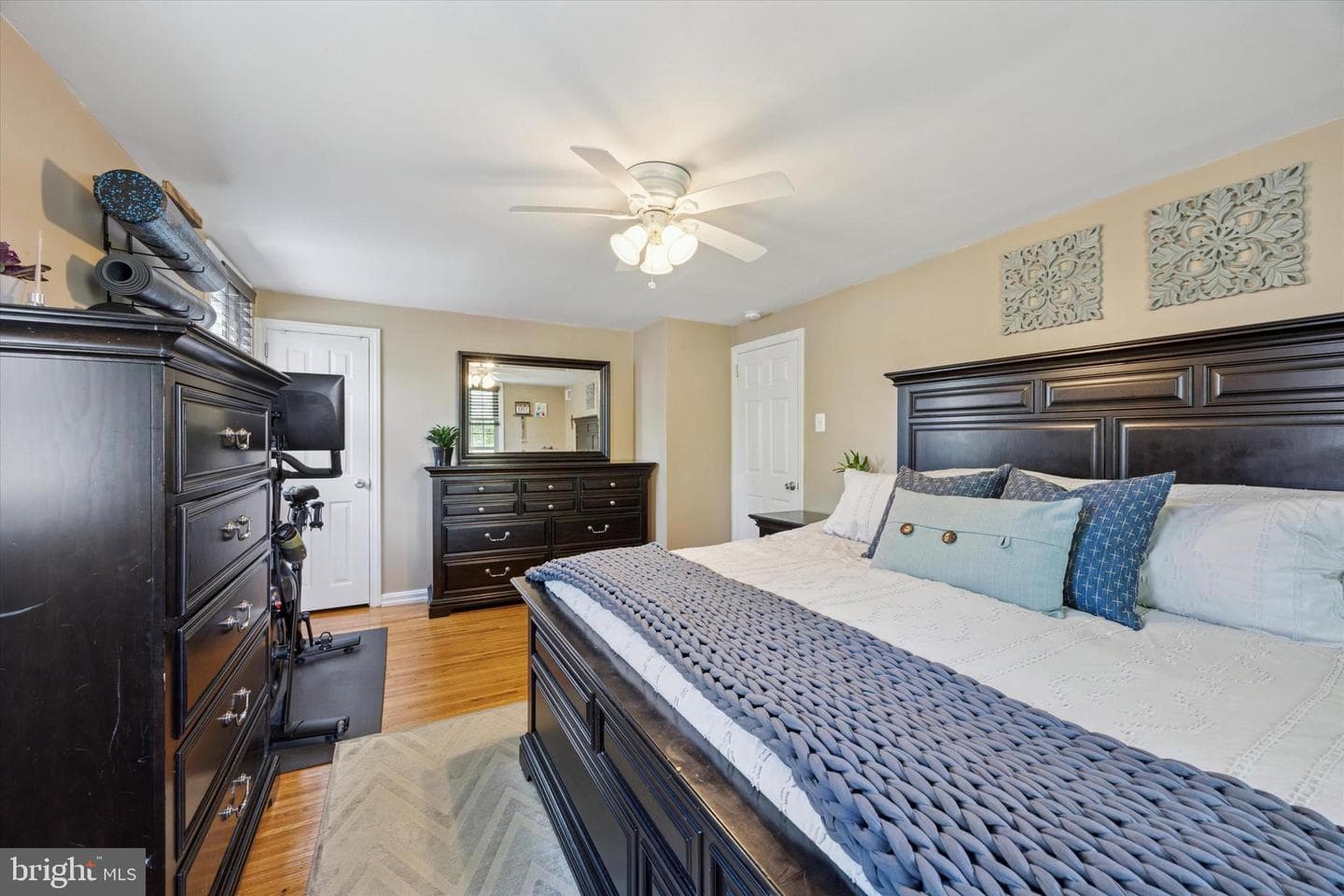 256 Ridgewood Road photo 20