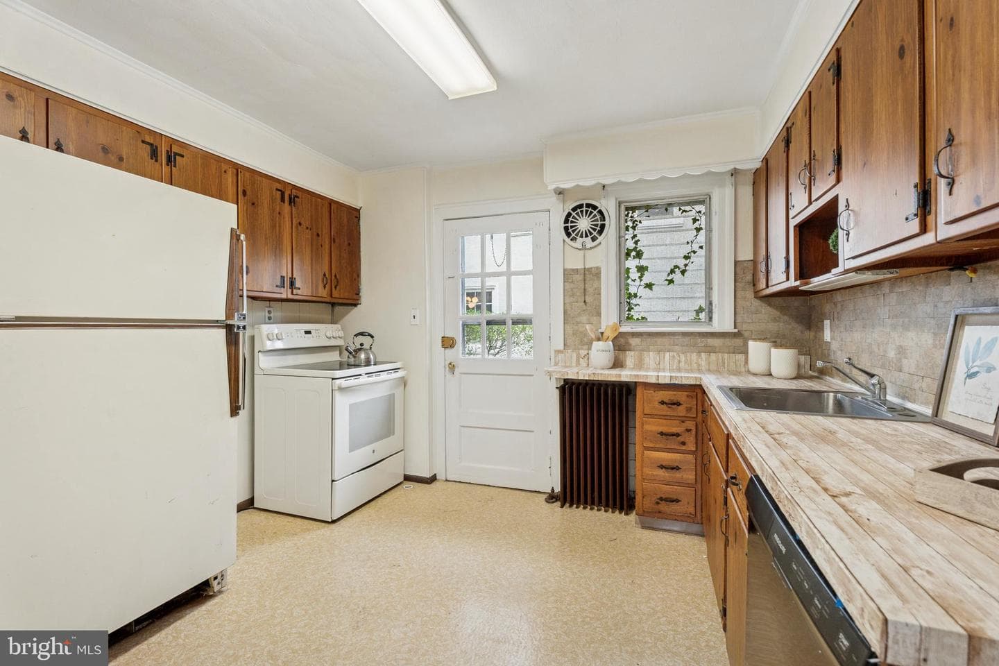 2501 W Darby Road photo 10