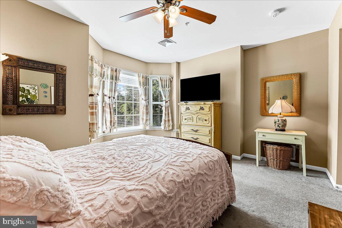 521 Creekside Drive photo 17