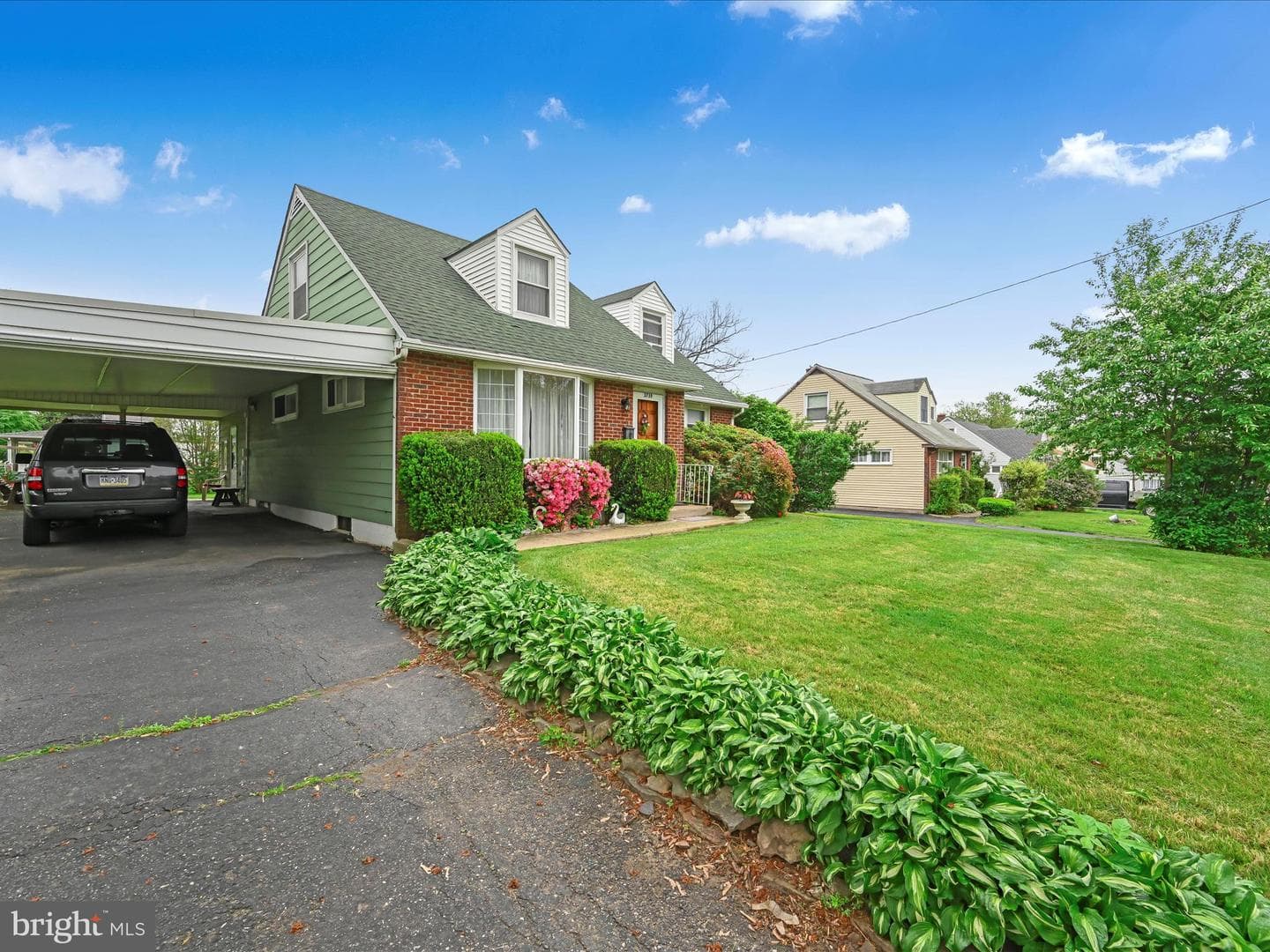 3739 Clearwater Lane photo 2
