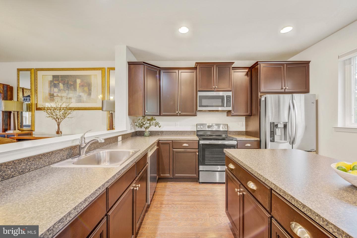 2518 Marvine Avenue photo 8