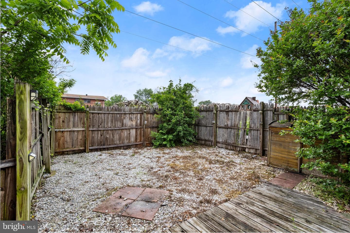 240 Hirst Avenue photo 22