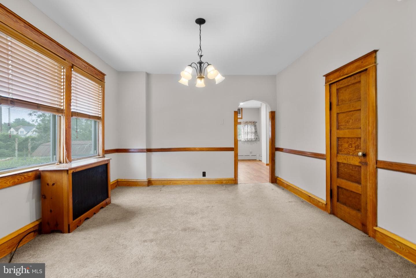 240 Hirst Avenue photo 3